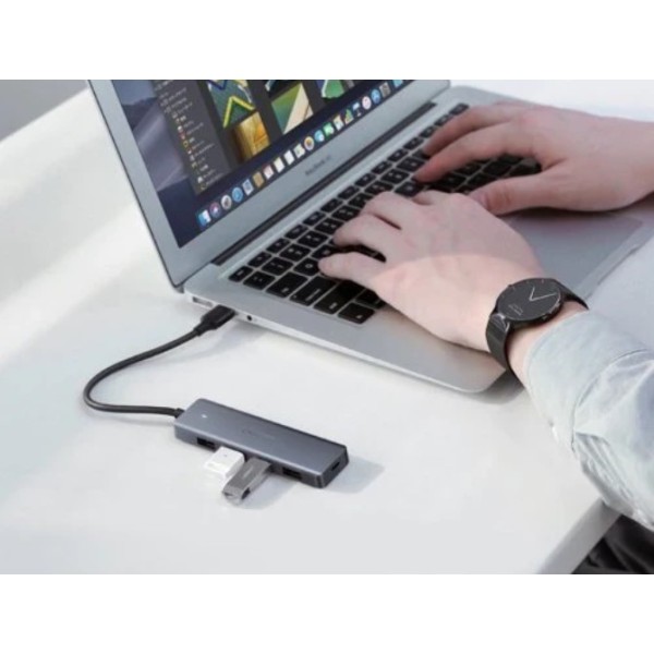 UGREEN 4-Port USB3.0 Hub with USB-C Power Supply