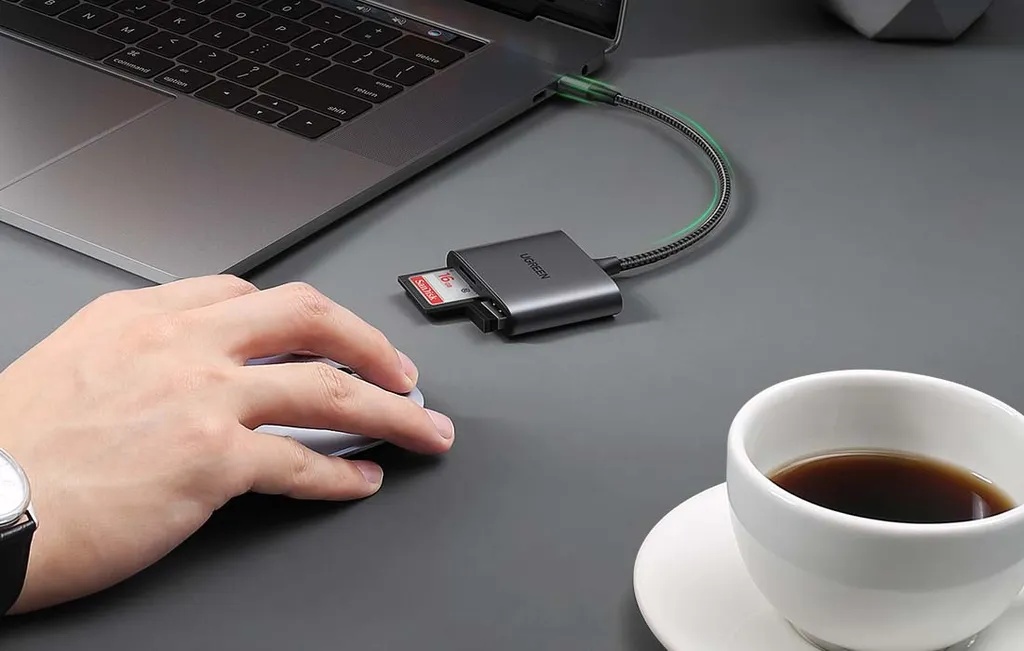 UGREEN USB-C to SD/TF + USB 2.0 Memory Card Reader