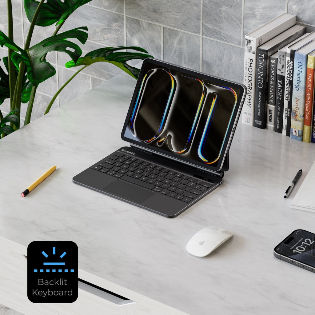 MT13PRO2024 AR EN BK Blupebble iPad Pro 13" Magic Folio w Trackpad keyboard English BK