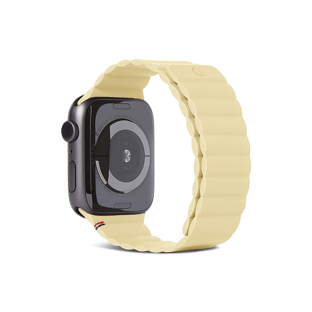 حزام مغناطيسي خفيف الوزن من السيليكون لساعة Apple Watch Series 1 8/SE/Ultra مقاس 49/45/44/42 مم - ذرة حلوة